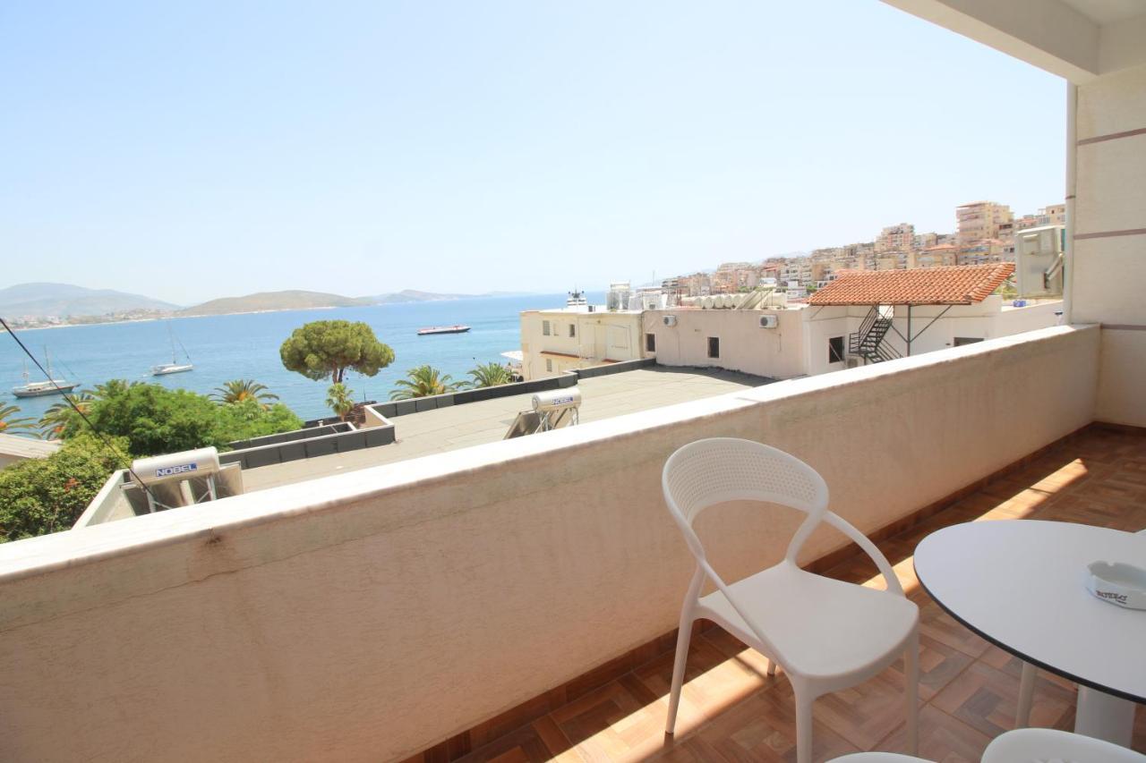 Doka Center Apartments Sarandë エクステリア 写真