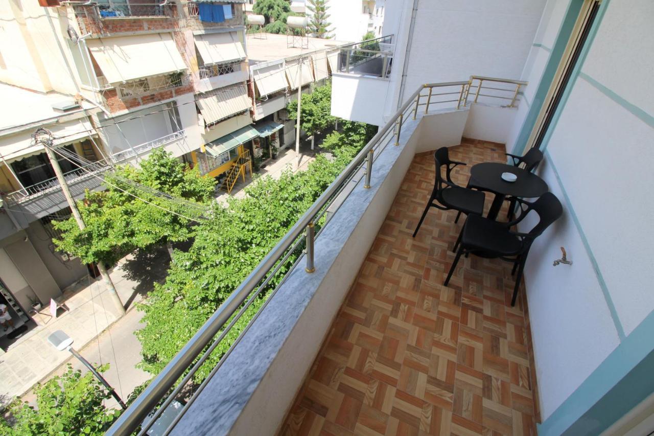 Doka Center Apartments Sarandë エクステリア 写真