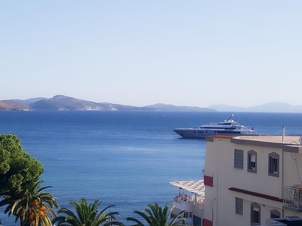 Doka Center Apartments Sarandë エクステリア 写真